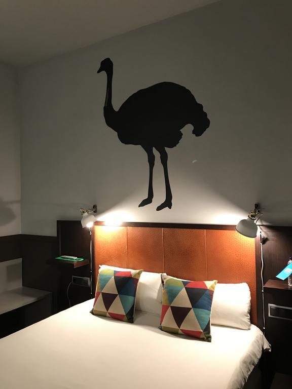 Chic & Basic Zoo Hotel Барселона Екстериор снимка