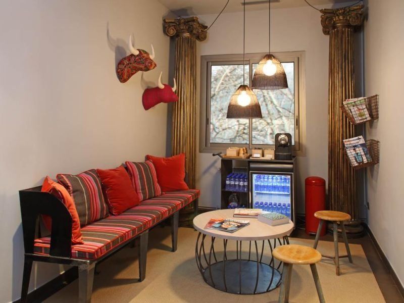 Chic & Basic Zoo Hotel Барселона Екстериор снимка