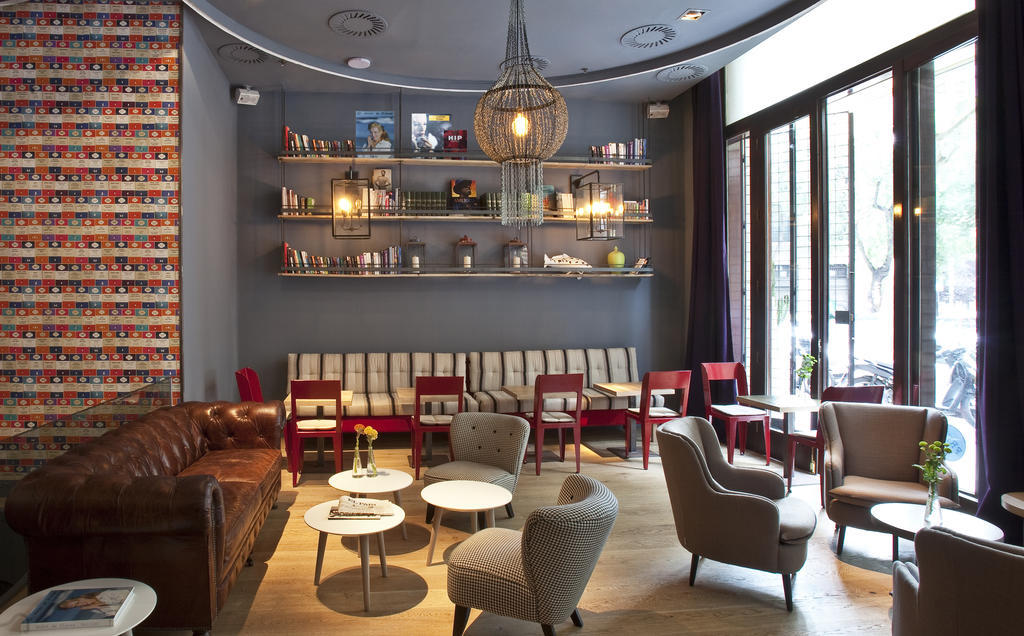 Chic & Basic Zoo Hotel Барселона Екстериор снимка